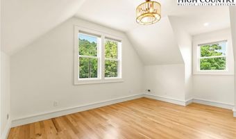 139 Nettles Ridge Rd, Banner Elk, NC 28604