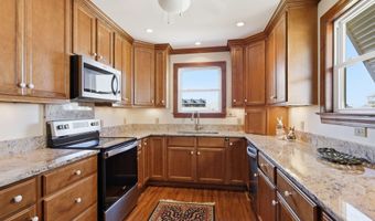 205 Club Colony Dr, Atlantic Beach, NC 28512