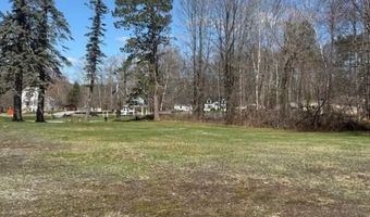 14 Lakeshore Dr, Belgrade, ME 04917