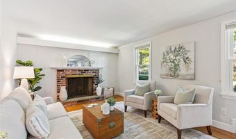 3 Indigo Rd, Barrington, RI 02806