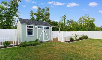 628 Woodland Farms Cir, Aynor, SC 29511