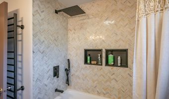 581 S Barnstead Rd, Barnstead, NH 03225