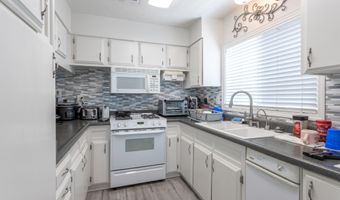 14853 Cobblestone Ln, Anderson, CA 96007