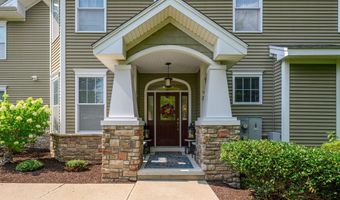 73 Lawrence Ave 73, Danbury, CT 06810