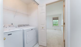 2889 Barclay Way, Ann Arbor, MI 48105