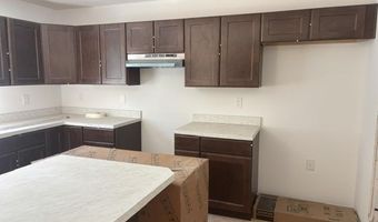 319 Chester Knoll Dr, Bennington, VT 05201