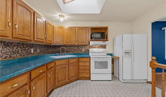 2101 6th Ave NE, Austin, MN 55912