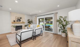 4858 E Mckay Cir, Anaheim, CA 92807