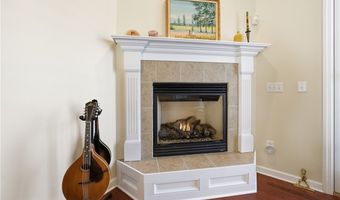 819 Strasburg Dr, Adams Twp., PA 16046