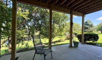 6701 Three Lakes Pkwy, Des Moines, IA 50320