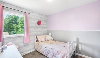 17 Muscotah Rd, Alloway, NJ 07422