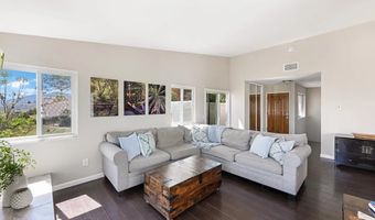701 Fino Gln, Escondido, CA 92025