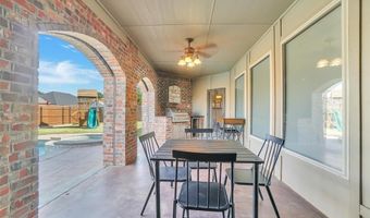 3808 Heritage Trl, Altus, OK 73521