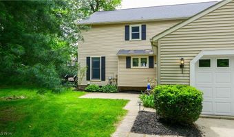 205 IRONWOOD Cir, Aurora, OH 44202