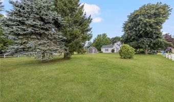 138 Homecrest Ave, North Smithfield, RI 02896