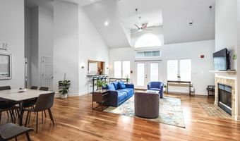 3308 WYNDHAM Cir 321, Alexandria, VA 22302