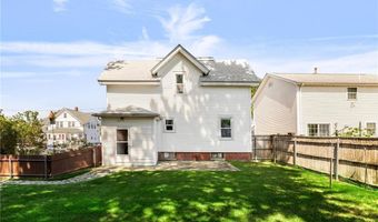 48 Wollaston St, Cranston, RI 02910