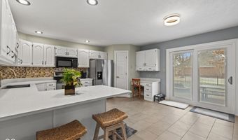 1324 Willow Oak Ct, Avon, IN 46123