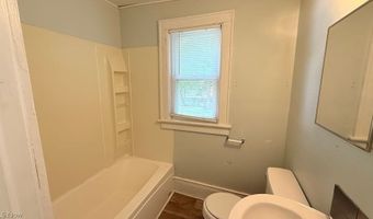 1083 Stroman Ave A, Akron, OH 44306