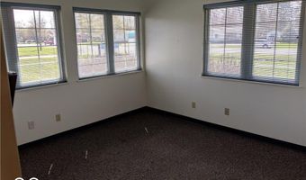 140 E 53rd St, Anderson, IN 46013