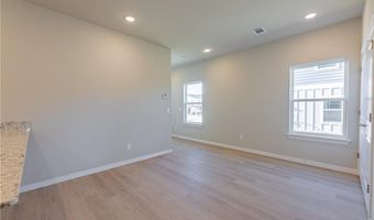 1403 SW Casuarina Dr 1, Bentonville, AR 72712