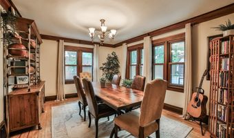 165 Lamarck Dr, Amherst, NY 14226