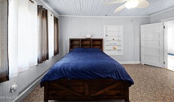281 Water St, Aurora, NC 27806