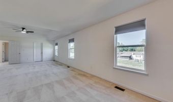 253 Village Creek Dr Dr, Ballwin, MO 63021