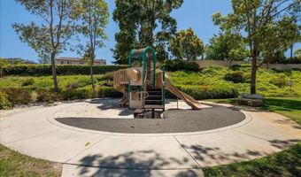 1608 Sapphire Dr, Carlsbad, CA 92011