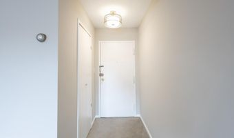 1931 N CLEVELAND St 602, Arlington, VA 22201