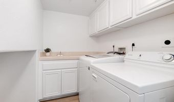 10439 Miracle Waters Ct, Spring Valley, CA 91977