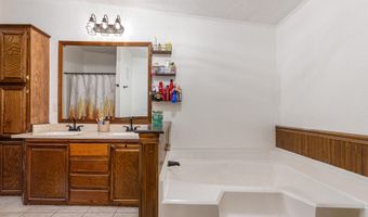 55780 E 260 Rd, Afton, OK 74331