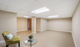 14536 BARKWOOD Dr, Rockville, MD 20853