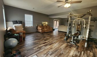 21306 Lawrence 2074, Ash Grove, MO 65604