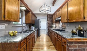 8409 Carrie Dr, Benton, AR 72019