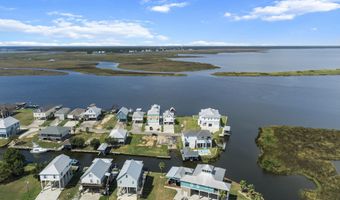 146 Elaine Dr, Bay St. Louis, MS 39520