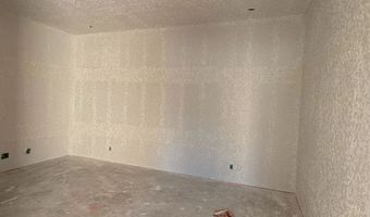 318 Brood Dr, Adkins, TX 78101