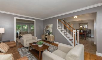 1515 Rosewood Terrace Dr, Ballwin, MO 63021