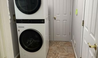 959 W Maumee St 959 W Maumee A, Adrian, MI 49221
