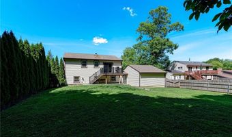 42 Seminole Trl, Cranston, RI 02921