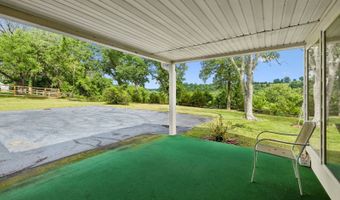 1202 Sycamore Valley Rd, Ashland City, TN 37015