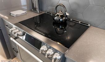 1952 Little Cottage Ln, Bozeman, MT 59715