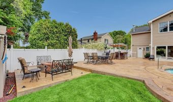 77 Warren Dr, Aberdeen, NJ 07747