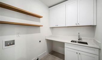 2309 Dinsmore Rd, Alpharetta, GA 30004