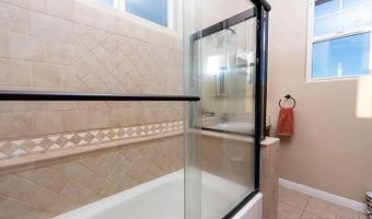 23475 Trappers Hollow Rd, Alpine, CA 91901