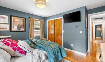 17 Golini Dr, Johnston, RI 02919