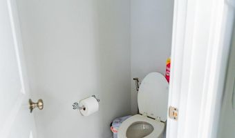 41914 SPRING AIR Dr, Brambleton, VA 20148