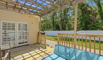 37 Spruce Cir S, Barnegat, NJ 08005