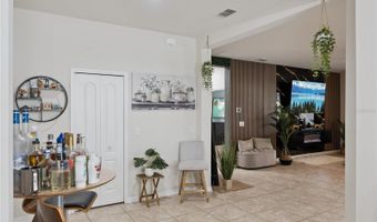 637 BAY BRIDGE Cir, Apopka, FL 32703