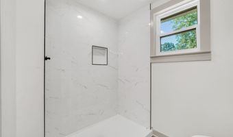 250 Mill St, Barnesville, GA 30204